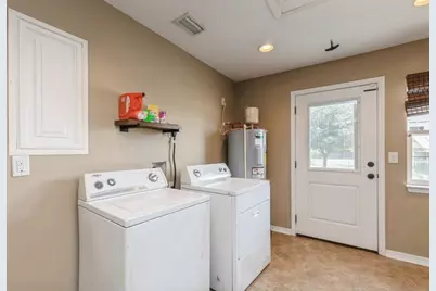 2377 Lake Silver Road, Crestview, FL 32536 - Photo 36