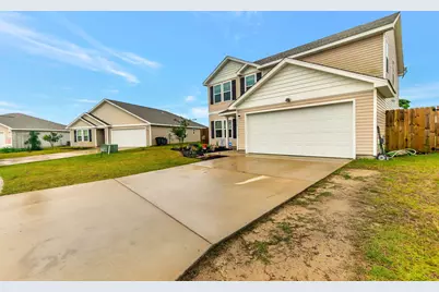 213 E Lockwood Way E, Defuniak Springs, FL 32435 - Photo 2