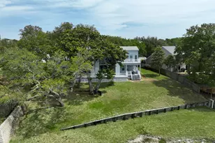 2062 Blue Vw Ct, Navarre, FL 32566 - Photo 68