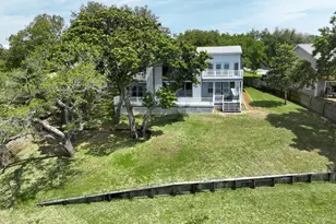 2062 Blue Vw Ct, Navarre, FL 32566 - Photo 12