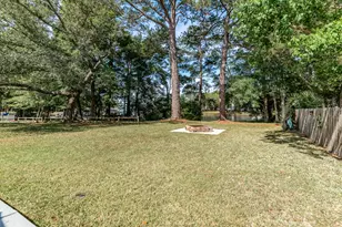 1112 Pin Oak Cir, Niceville, FL 32578 - Photo 68