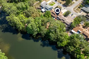 1112 Pin Oak Cir, Niceville, FL 32578 - Photo 16