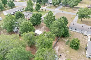 1521 Trotter Way, Baker, FL 32531 - Photo 40