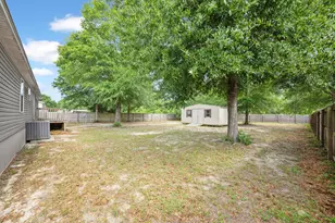 1521 Trotter Way, Baker, FL 32531 - Photo 32