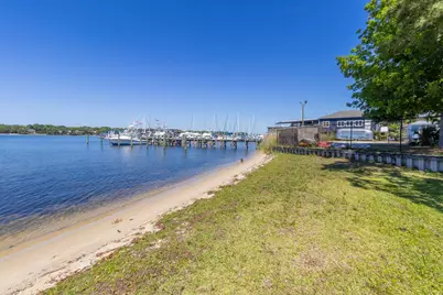 834 Bayshore Drive, Niceville, FL 32578 - Photo 56