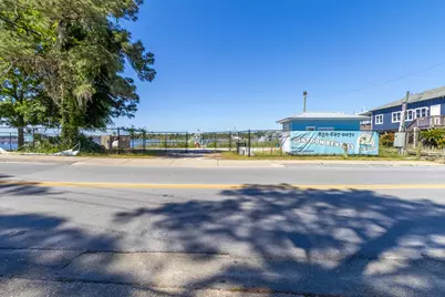 834 Bayshore Drive, Niceville, FL 32578 - Photo 54