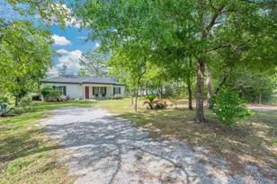 254 E Iris Ln E, Defuniak Springs, FL 32433 - Photo 8