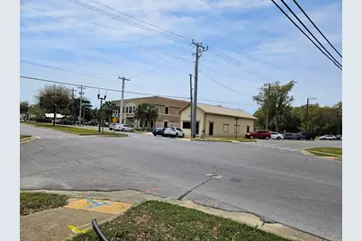 202 S Main Street S, Crestview, FL 32536 - Photo 10
