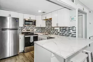 308 Miracle Strip Pkwy, Fort Walton Beach, FL 32548 - Photo 2