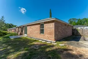 430 Hatchee Dr, Crestview, FL 32536 - Photo 12