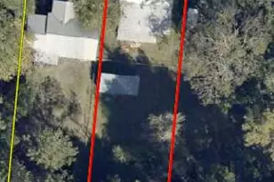 386 E Burdick Ave, Defuniak Springs, FL 32433 - Photo 1