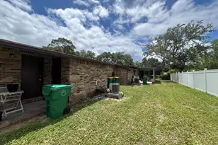 816 Lark St, Fort Walton Beach, FL 32547 - Photo 34