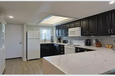 909 Santa Rosa Boulevard #UNIT 528, Fort Walton Beach, FL 32548 - Photo 4