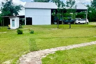 5105 Pasco Broxson Cir, Holt, FL 32564 - Photo 38