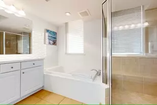 15100 Emerald Coast Pkwy, Destin, FL 32541 - Photo 14