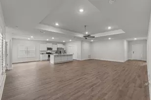 608 Champ Trl, Crestview, FL 32539 - Photo 6