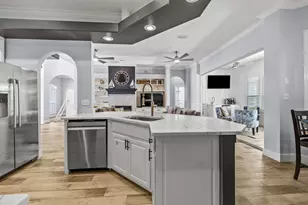 4604 Paradise Isle Isle, Destin, FL 32541 - Photo 2