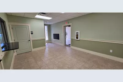 362 Beal Parkway #103, Fort Walton Beach, FL 32548 - Photo 6