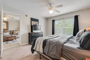 4270 Calinda Ln, Niceville, FL 32578 - Photo 14