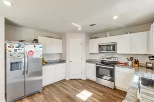 756 Graysen Ln, Defuniak Springs, FL 32435 - Photo 6