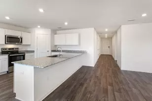 6004 Hidden Knl Ct, Crestview, FL 32539 - Photo 8