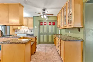 406 NW Sherry Circle NW, Fort Walton Beach, FL 32548 - Photo 10