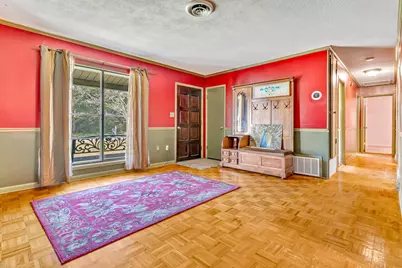 406 NW Sherry Circle NW, Fort Walton Beach, FL 32548 - Photo 4