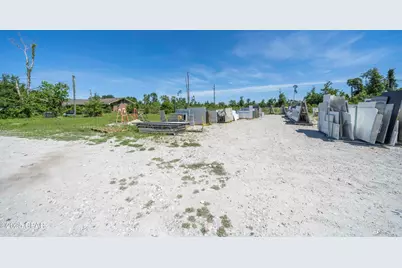 2515 E 15th Street E, Panama City, FL 32405 - Photo 14