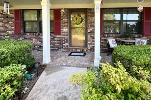 22 10th St, Shalimar, FL 32579 - Photo 4