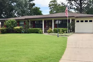 22 10th St, Shalimar, FL 32579 - Photo 1