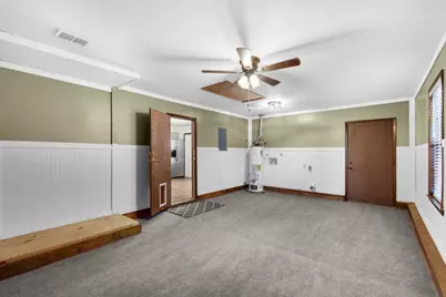 223 W Pinoak Court W, Crestview, FL 32539 - Photo 10