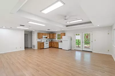 180 E Mitchell Avenue E, Santa Rosa Beach, FL 32459 - Photo 10