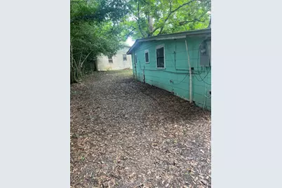 401-409 Brock East Avenue, Crestview, FL 32539 - Photo 10