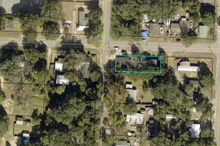 401-409 Brock East Ave, Crestview, FL 32539 - Photo 1