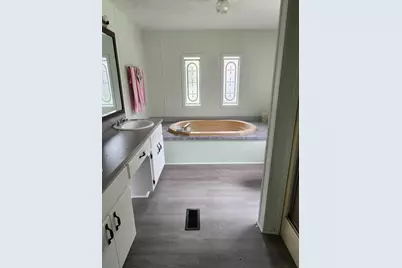 458 Royal Palm Avenue, Defuniak Springs, FL 32433 - Photo 18