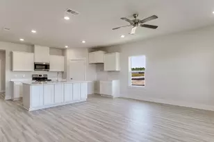 8076 Fir Tree Dr, Milton, FL 32583 - Photo 12