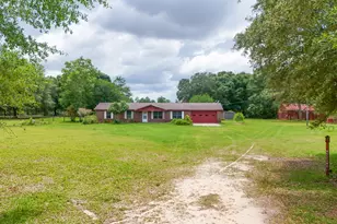 270 Windham Way, Defuniak Springs, FL 32433 - Photo 4