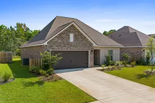 124 Apollo Ave, Freeport, FL 32439 - Photo 2