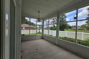 4695 Lovegrass Ln, Crestview, FL 32539 - Photo 24