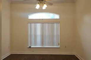 4695 Lovegrass Ln, Crestview, FL 32539 - Photo 6