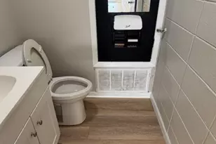 6 NW Hollywood Blvd NW, Fort Walton Beach, FL 32548 - Photo 6