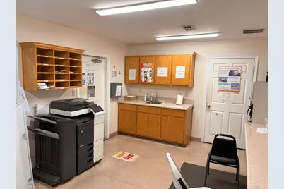 301 Lewis Street, Fort Walton Beach, FL 32547 - Photo 10