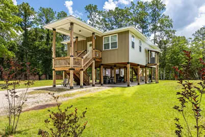 158 Johns Lane, Freeport, FL 32439 - Photo 1