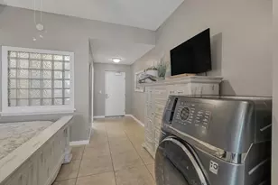 1517 SW Miracle Strip Parkway SW, Fort Walton Beach, FL 32548 - Photo 8