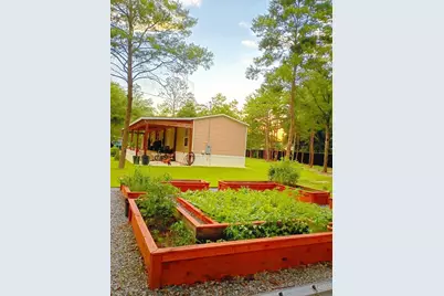 538 Majestic Boulevard, Defuniak Springs, FL 32433 - Photo 2