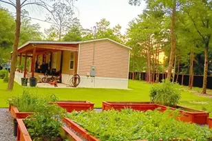 538 Majestic Blvd, Defuniak Springs, FL 32433 - Photo 2