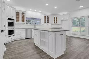 1005 Shalimar Point Dr, Shalimar, FL 32579 - Photo 8