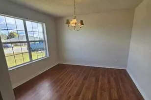 294 Limestone Cir, Crestview, FL 32539 - Photo 4