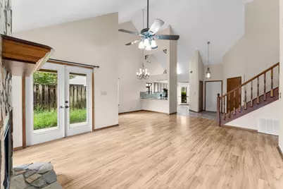206 Woodland Park Circle, Mary Esther, FL 32569 - Photo 6