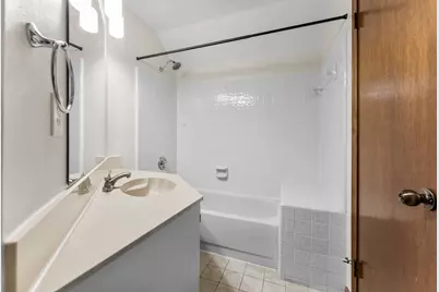 206 Woodland Park Circle, Mary Esther, FL 32569 - Photo 18